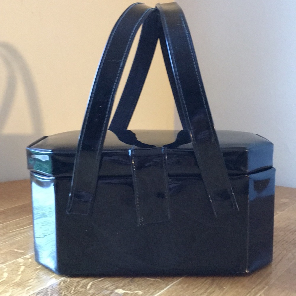 1950’s Vintage Black Patent Leather Box Purse